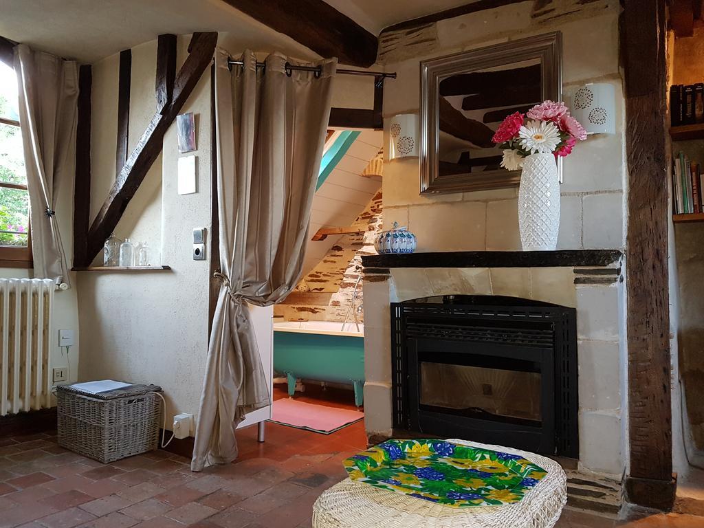 Le Petit Logis De Tinteniac Angers Exteriör bild